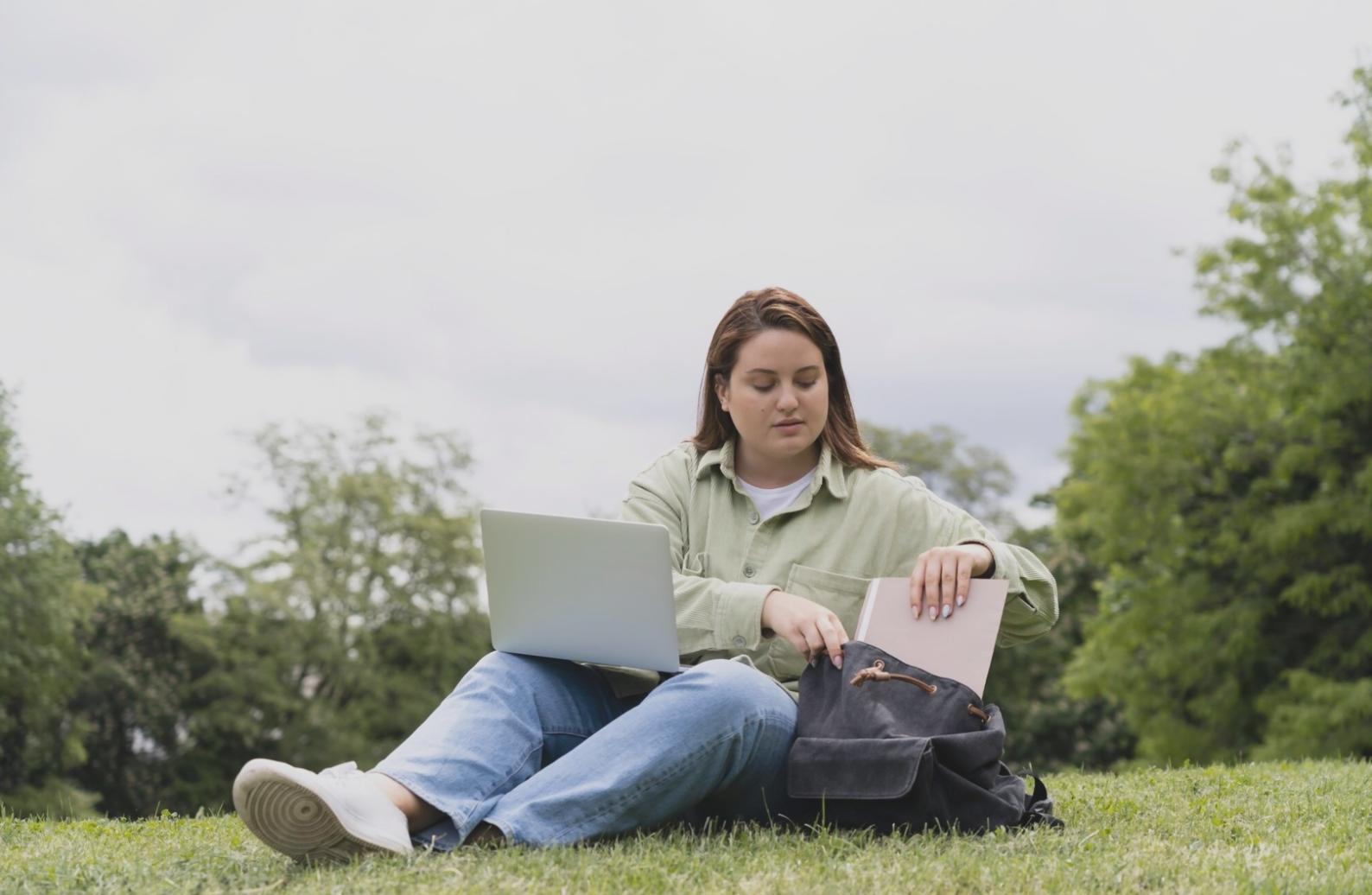 Finanzberatung im modernen Büroumfeld